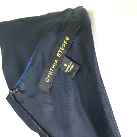 Cynthia Steffe~Size 2~Black/Blue Floral Print Color Block Silk Dress. - Picture 2 of 8